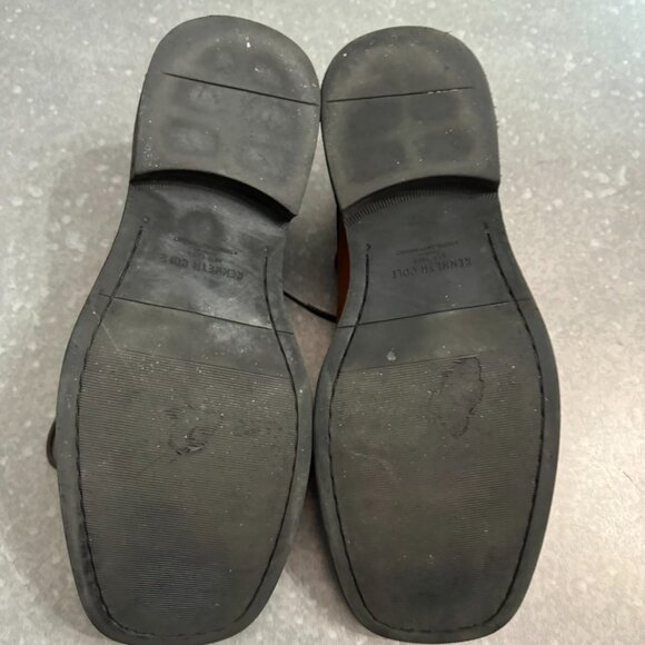 Kenneth Cole Men's Pinch Tassel Loafer - Picture 13 of 15